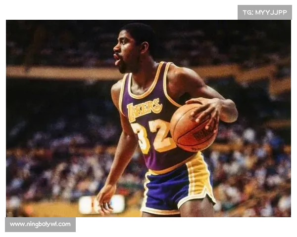 如何分析魔术师约翰逊快攻节奏及其对篮球比赛的战略影响