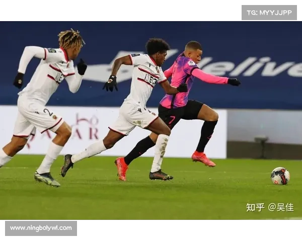 巴黎圣日耳曼如何在与马赛的激烈对决中力挽狂澜取得胜利