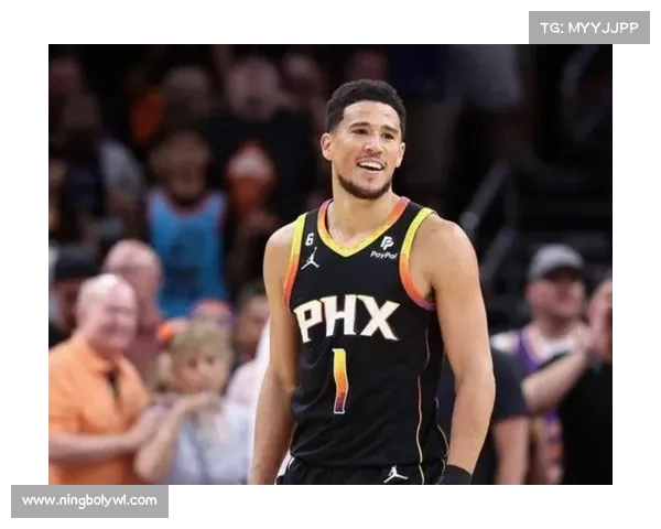 德文·布克职业生涯成就与个人荣誉全解析 揭示篮球天赋与不凡表现